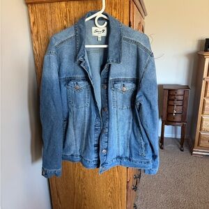 Seven7 Women's Classic Blue Jean Jacket